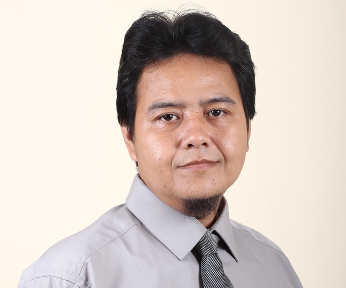 dr. Rochib Umar Zaini